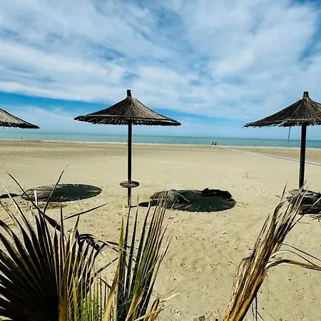 Large In Апартаменты Голем