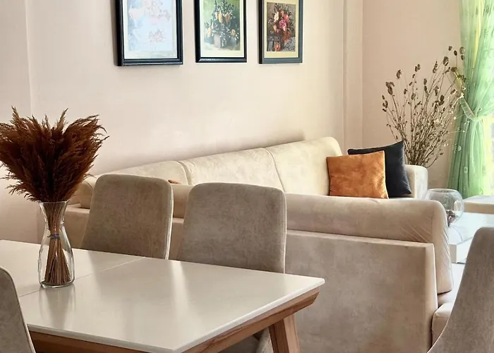 Appartement Large In Golem (Tirana)